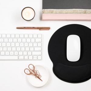 Å skape mer engasjement er noe av det vanskeligste, men viktigste du som blogger gjør. Her er 3 effektive måter du kan få mer engasjerte lesere på!